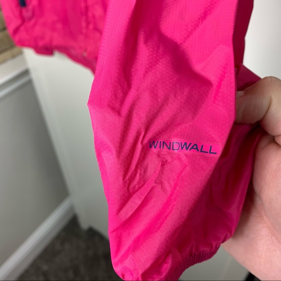 Girl’s The North Face Windwall Windbreaker Jacket - Picture 6 of 11